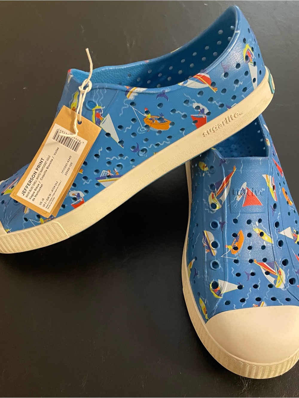 Native Shoes Jefferson Print Slip On Sailboat Nantucket Youth Junior 6 Excellent